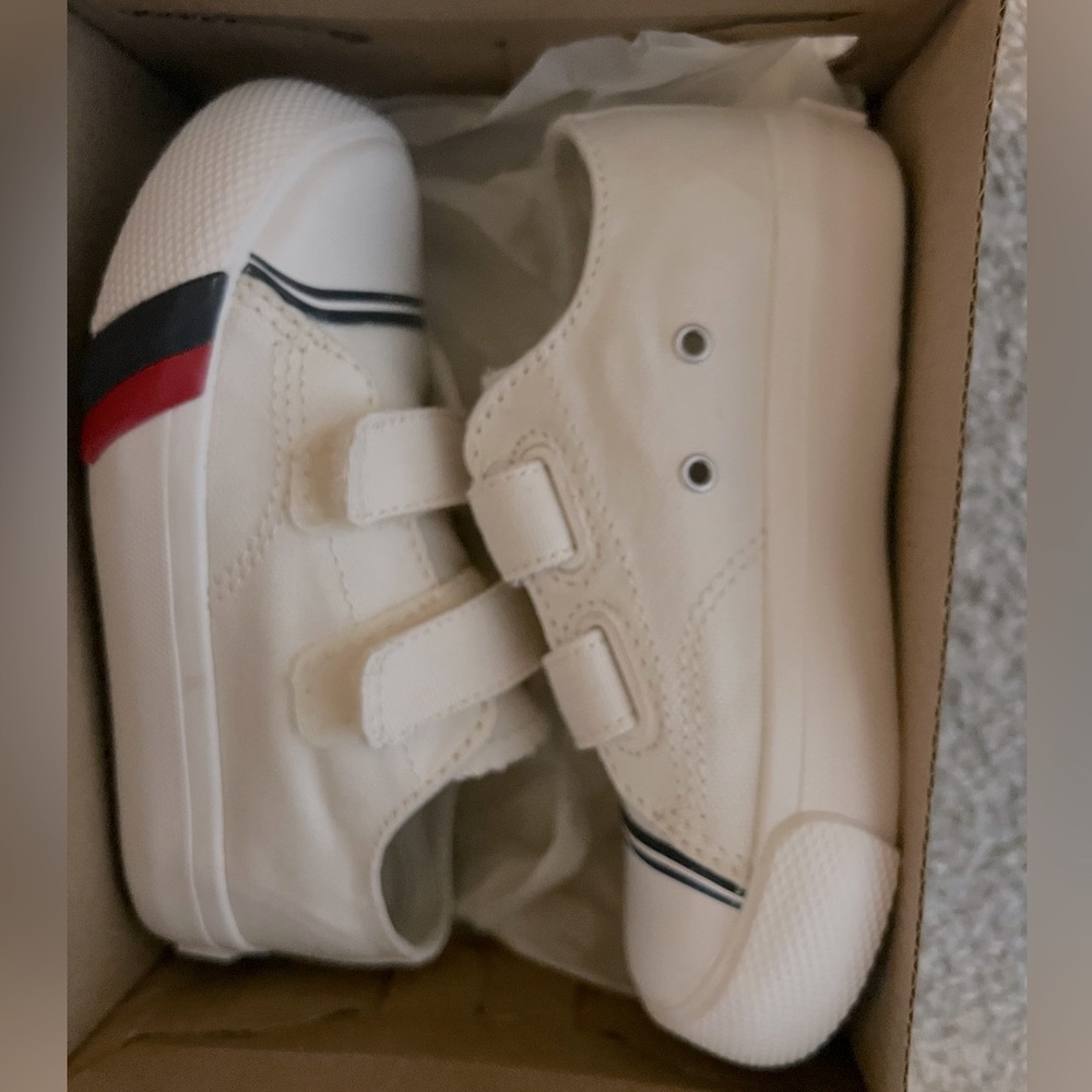 Low Top Keds